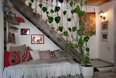 Image de Appartement d'Helen et Davit \"Nid d'oiseau\"