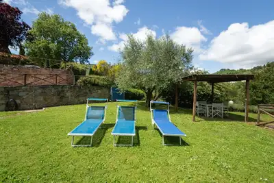 Image de Joli appartement dans une maison de vacances avec piscine, Wifi, Tv, patio, animaux admis et parking