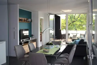 Image de Penthouse moderne et confortable dans un endroit calme et central