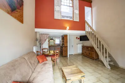 Image de Gîte de charme dans maison d'hôtes sur propriété de 6700m2, piscine, grand jardin