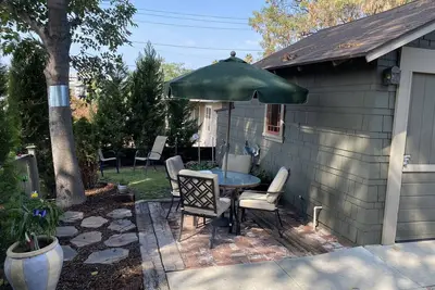 Image de Nouveau, beau bungalow historique d'artisan 3br 2ba dans le vieux Pasadena, Californie