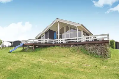 Image de Maison confortable de 3 chambres à.