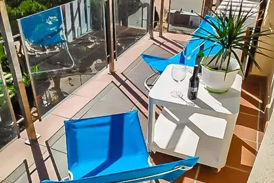 Image de Directement à la plage, reformee, piscine, vue mer, A / C, Wifi