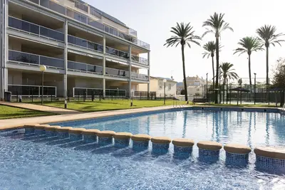 Image de Brisas B2, 2 chambres, plage à 50m, by Bookindenia