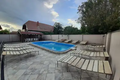 Image de Appartement / app. pour 6 personnes avec 70m² à Balatonlelle (125029)