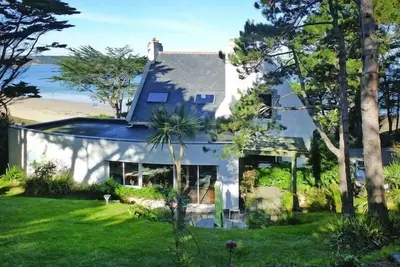 Image de Belle villa familiale 4* surplombant la plage