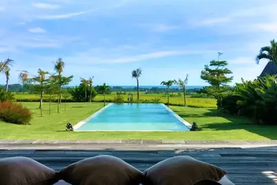 Image de Résidence luxueuse de quatre chambres avec piscine privée de 25 mètres