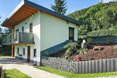 Image de Attractives Ferienhaus mit Balkon