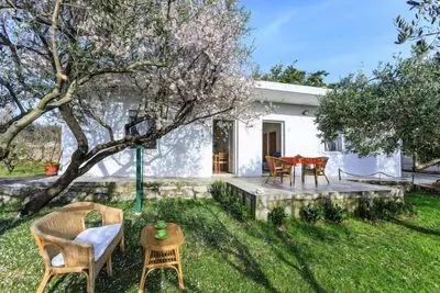 Image de Maison de vacance, Sumartin, avec jardin