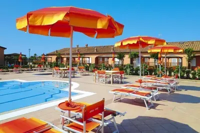 Image de Appartement à Vada avec salon de jardin-anciennement Tui Ferienhaus