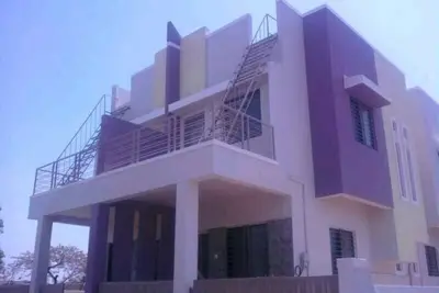 Image de Bungalow 2bhk Row House dans un bon environnement
