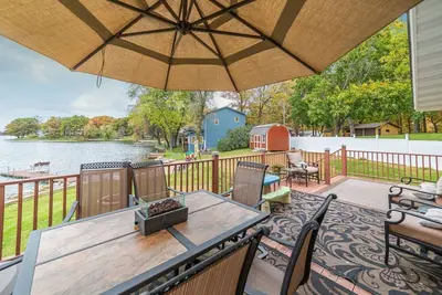 Image de Escapade au bord du lac avec plage privée sur le lac Fremont. Proche des villes!