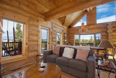 Image de Log Cabin personnalisé sur 40 Acres 9 personnes