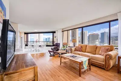 Image de Mensuelle Discovery Bay 2204 2 chambres Ocean / Sunset / Marina Views 2 King Beds, Qn Sofa Bed