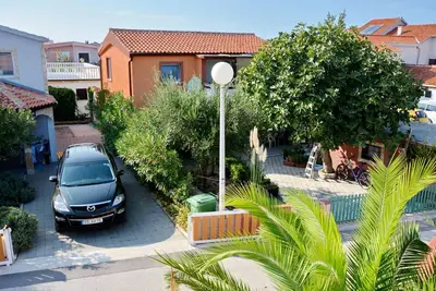 Image de Appartement de deux chambres avec la terrasse Vir (A-6323-b)