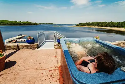 Image de Une vue imprenable sur le lac