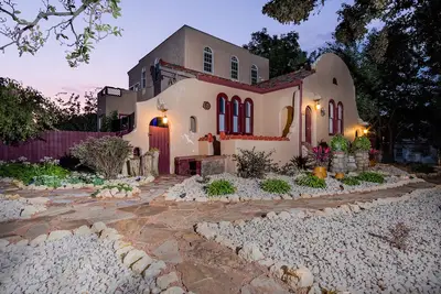 Image de Villa historique de style espagnol