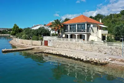 Image de Nom de la succursale - Laura, n ° 1