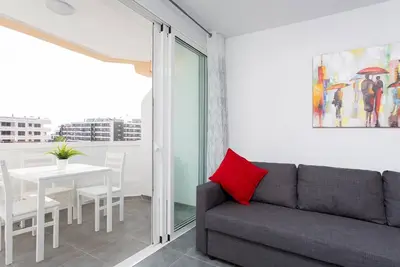 Image de Close to the sky: apartment surrounded by beaches
