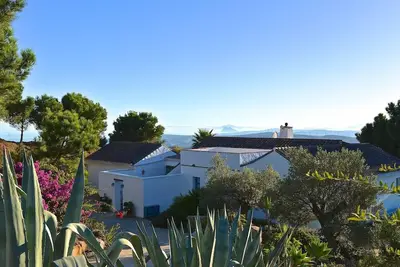 Image de Jolie villa de campagne avec piscine privée et vues spectaculaires