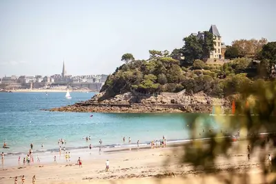 Image de Appartement/Terrasse vue mer - Dinard (plage de l’Ecluse)