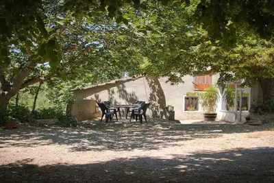 Image de Lou Cabres dans ancienne ferme, très au calme