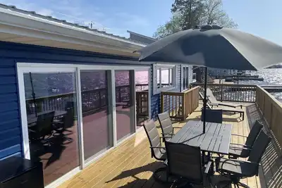 Image de Spacieuse maison du lac Pillar Point