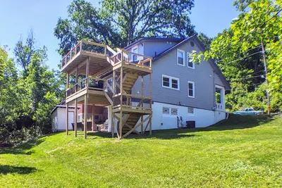 Image de Pineapple Paradise 3 miles au centre-ville de Cincinnati