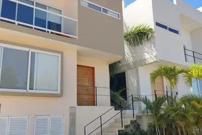 Image de Nouvelle maison avec belle vue dans le quartier de Puntarena