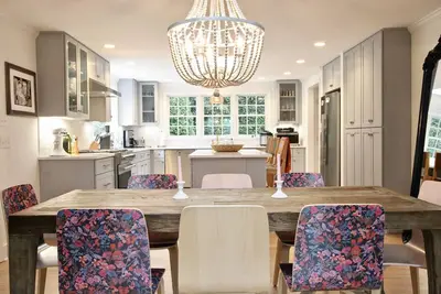 Image de Lenox Haus près du centre-ville