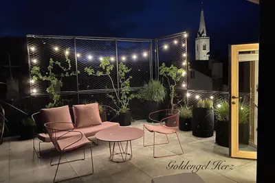 Image de Goldengel Suite 3 Suite de 60 m² avec terrasse sur le toit, climatisation, WiFi