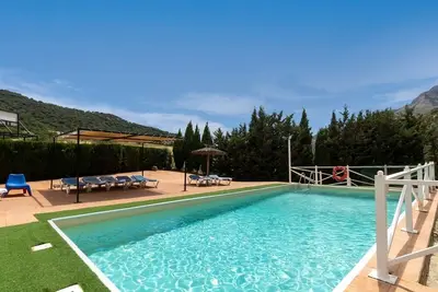 Bodega Ciprés Benaoján by Ruralidays