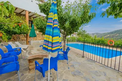 Image de Reul Alto - Padre Ramón Vip Laroya by Ruralidays