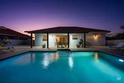 Image de Super vacances - villa magnifique et calme - 8 personnes - plage à 3 minutes!