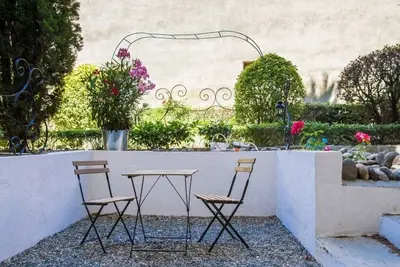 Joli Nid, Bel appartement de 46m2 avec terrasse!