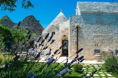 Image de Camera il Gelso trulli femme Isabella