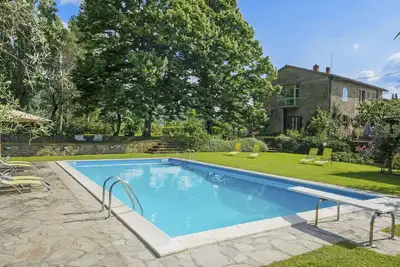 Image de Bel appartement dans une maison de vacances avec piscine, Wifi, terrasse, animaux admis et parking