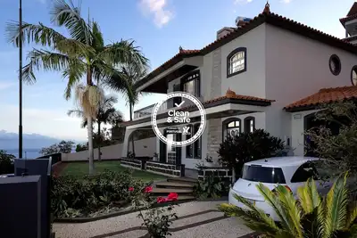 Image de Gem of a House by Madeira Sun Travel