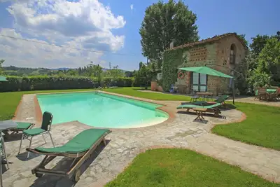 Image de Maison de vacances privée avec Wifi, piscine, Tv, patio, animaux admis, parking, près de Arezzo