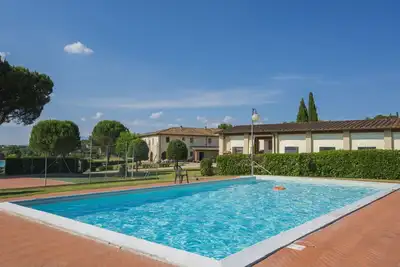 Image de Confortable appartement dans une maison de vacances avec Wifi, piscine, Tv et animaux admis