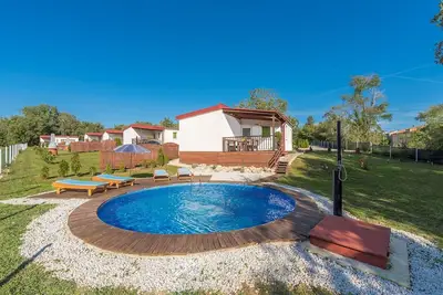 Image de Holiday house with private pool No. 5 in holiday park Jelovci