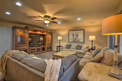 Image de Nouveau! Cozy Family Home w / Fire Pit, 4Mi Ă Lake Fork