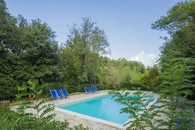 Image de Maison de vacances privée avec Wifi, piscine, balcon, animaux admis, vue panoramique, parking