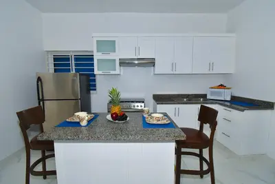Image de Rosil Place, Exotic Beach Apt #1 with Full Kitchen