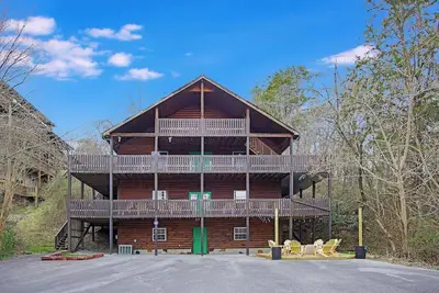 Hideaway Lodge - 7br / 3ba - 20 personnes