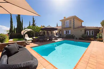 Image de Villa Linda Piscine chauffée privée et proche de Maspalomas