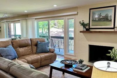 Image de Le joyau au bord du lac