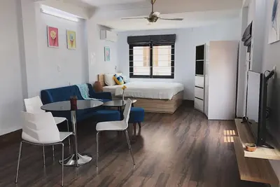 Image de // Egghome \\\\ Maison vietnamienne dans un quartier tranquille