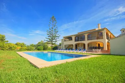 Grande villa confortable à Javea, Costa Blanca, Espagne  avec piscine privée pour 14 personnes