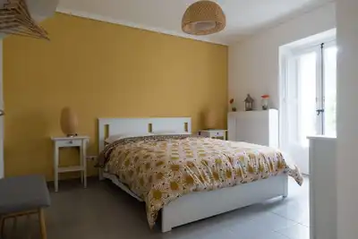 Image de Aigle souabe Domus, maison d'ambre